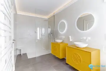 5 bedroom House for Sale in Estepona-39287