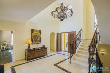 4 bedroom House for Sale in Elviria-39339