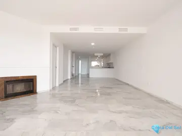 4 bedroom House for Sale in Calahonda-83180