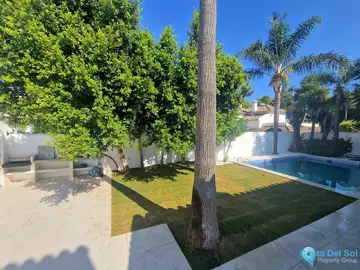 5 bedroom House for Sale in Marbella-39470