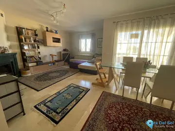 6 bedroom House for Sale in Alhaurín de la Torre-101342