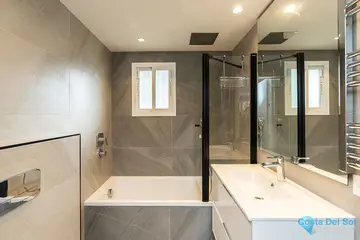 4 bedroom House for Sale in Marbesa-39514