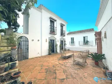 4 bedroom House for Sale in Marbella
