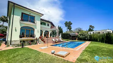 6 bedroom House for Sale in El Rosario-39598