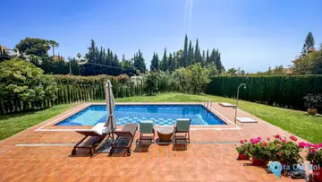 6 bedroom House for Sale in El Rosario-39601