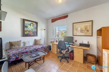 4 bedroom House for Sale in The Golden Mile-39673