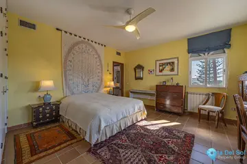 4 bedroom House for Sale in The Golden Mile-39664