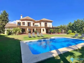 5 bedroom House for Sale in Los Flamingos