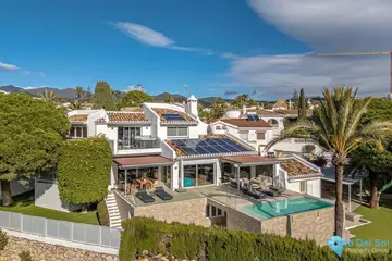 5 bedroom House for Sale in Las Chapas-39767
