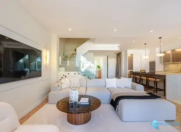 5 bedroom House for Sale in The Golden Mile-39827
