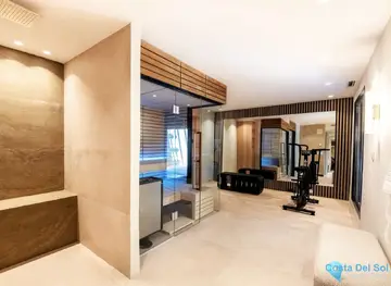5 bedroom House for Sale in The Golden Mile-39836