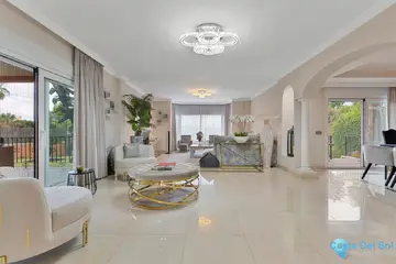 6 bedroom House for Sale in Benalmadena Costa-39857