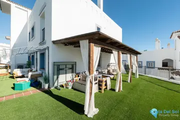 3 bedroom Apartment for Sale in El Paraiso-16605