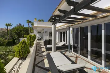 4 bedroom Apartment for Sale in The Golden Mile-39945