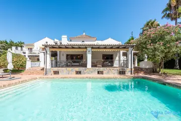 4 bedroom House for Sale in El Paraiso-40003