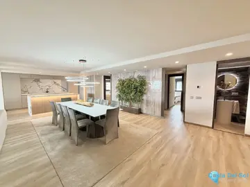 5 bedroom Apartment for Sale in Puerto Banús