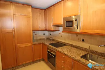 3 bedroom House for Sale in The Golden Mile-40132
