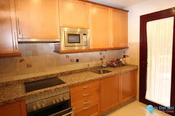 3 bedroom House for Sale in The Golden Mile-40133