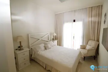 3 bedroom House for Sale in The Golden Mile-40135
