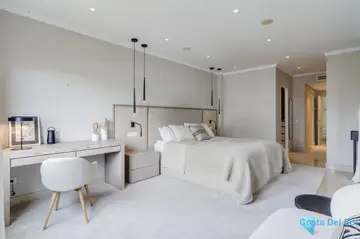 3 bedroom Apartment for Sale in The Golden Mile-40162
