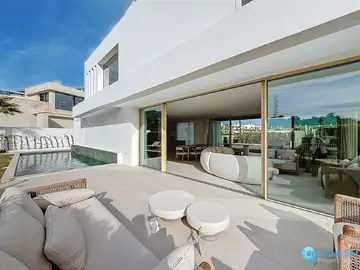 6 bedroom House for Sale in Málaga-40286