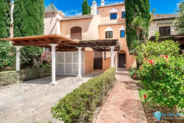 4 bedroom House for Sale in New Golden Mile-40389