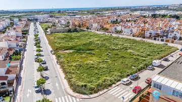 4030m2 Plot for Sale in Vélez-Málaga-101385