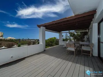 2 bedroom Apartment for Sale in The Golden Mile