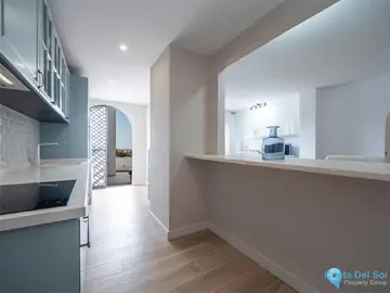 2 bedroom Apartment for Sale in The Golden Mile-81650