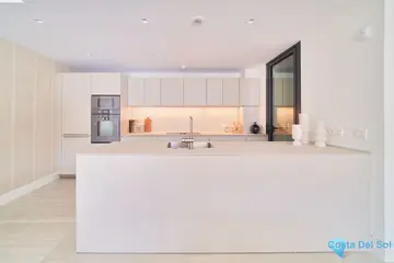 3 bedroom Apartment for Sale in Estepona-40526