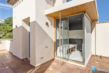 4 bedroom Apartment for Sale in Benahavís-40600