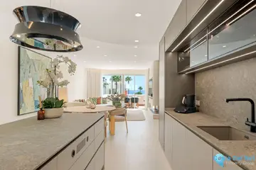 3 bedroom Apartment for Sale in New Golden Mile-40720