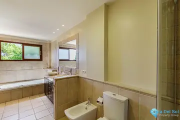 5 bedroom House for Sale in Los Arqueros-40756