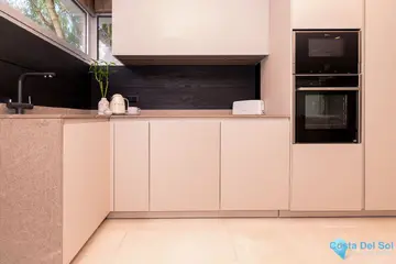 4 bedroom House for Sale in San Pedro de Alcántara-40904