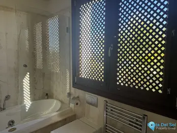3 bedroom Apartment for Sale in Estepona-41061