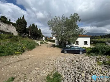 1587m2 Plot for Sale in Puerto Banús-41069