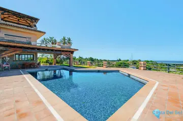 6 bedroom House for Sale in Estepona-41133