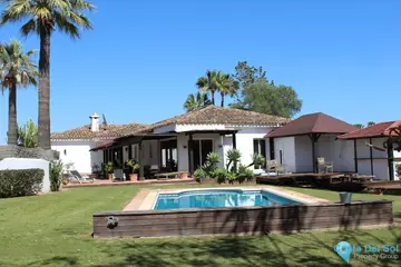 5 bedroom House for Sale in Sotogrande Costa