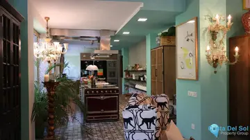 5 bedroom House for Sale in The Golden Mile-41212
