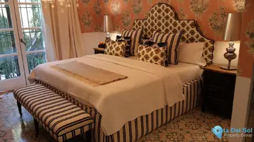 5 bedroom House for Sale in The Golden Mile-41213