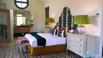 5 bedroom House for Sale in The Golden Mile-41215
