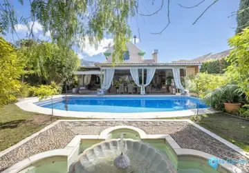 5 bedroom House for Sale in Marbella