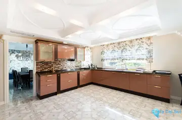 6 bedroom House for Sale in Hacienda Las Chapas-41256