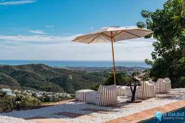 6 bedroom House for Sale in El Madroñal