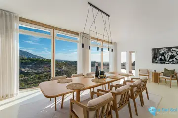 6 bedroom House for Sale in El Madroñal-41495