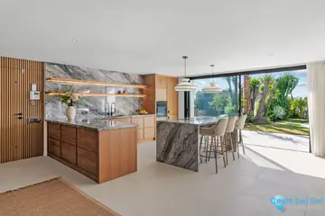 4 bedroom House for Sale in Nueva Andalucía-41504