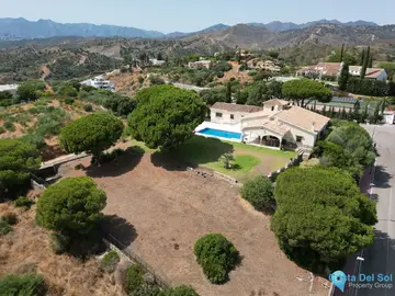4 bedroom House for Sale in Elviria-41566