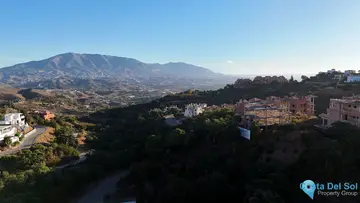 4 bedroom House for Sale in La Mairena-41698