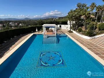 5 bedroom House for Sale in Mijas