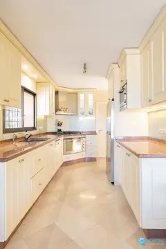 5 bedroom House for Sale in El Rosario-41872
